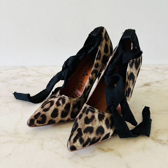 2010 LANVIN x H&M Leopard Print Ribbon Rhinestone Heeled Pumps - EUR 37  / US 6 - Picture 1 of 8